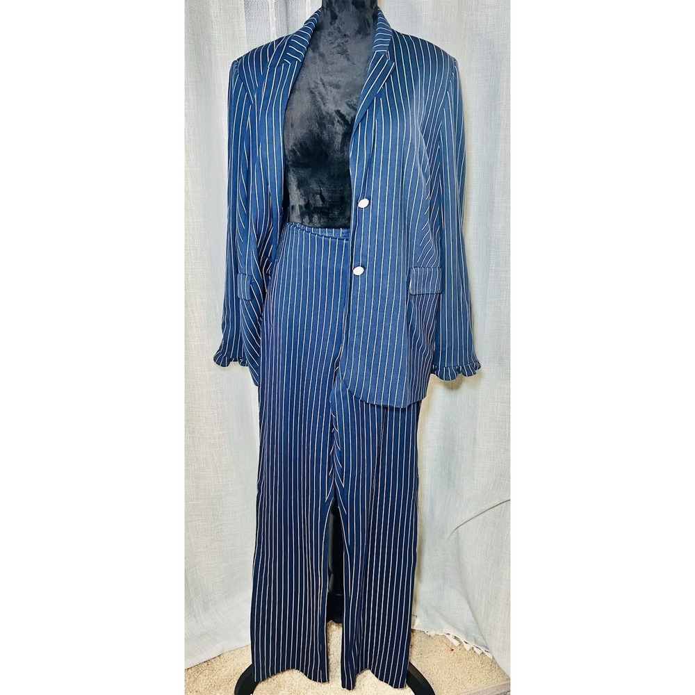 Chico's Suit Set Size 3 16/18 Blazer & Slacks Navy Blue Pinstripe Pearl Buttons